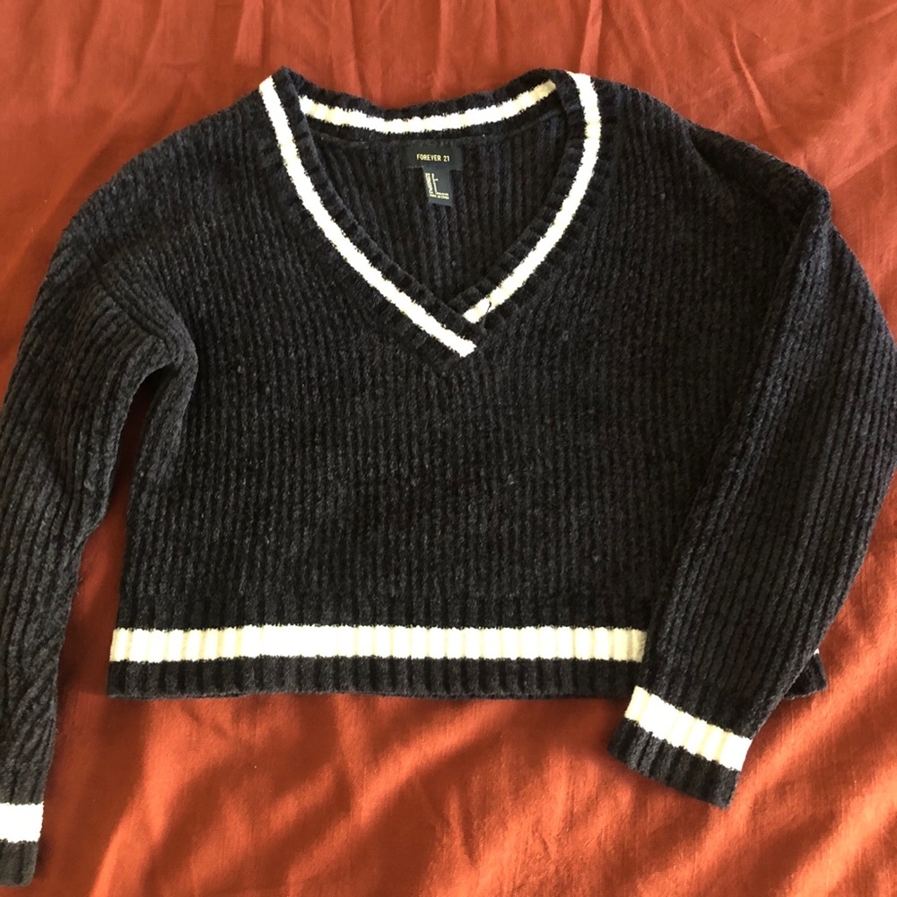 Forever 21 crop top sweater